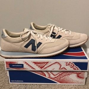 New Balance Cream Sneakers with Mesh/Suede Detail